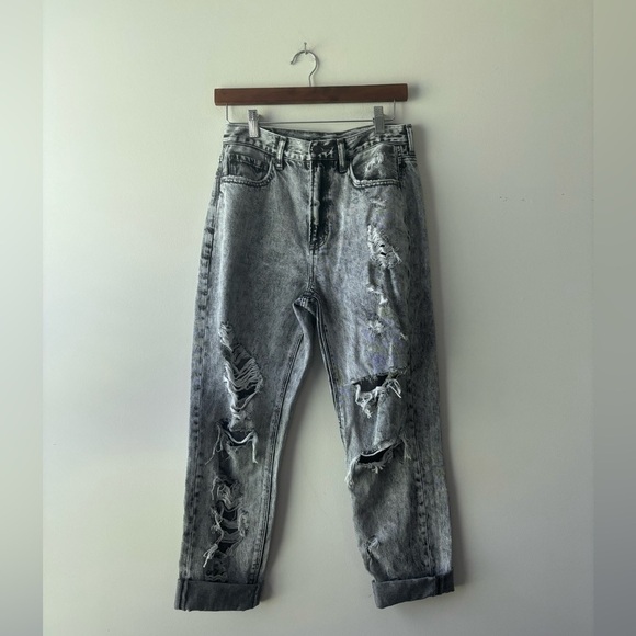 American Eagle gray ripped jeans regular size 4 - Picture 1 of 7